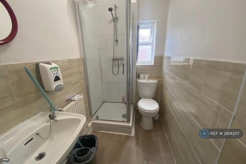 undefined, Mackenzie Rd, Salford, M7