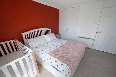 1 bedroom apartment for sale, Harris Close, Greater London TW3