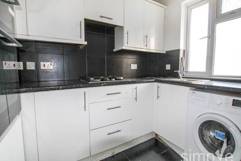 4 bedroom house to rent, Chiltern Court , Widmore Road , Uxbridge