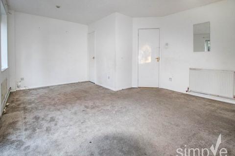 4 bedroom house to rent, Chiltern Court , Widmore Road , Uxbridge