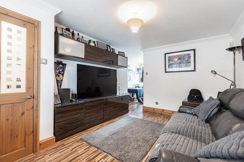 4 bedroom semi-detached house for sale, Village Home in Scarning