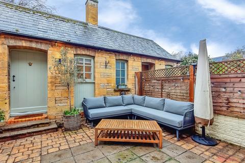 2 bedroom cottage for sale, Old North Road, Wansford, Peterborough