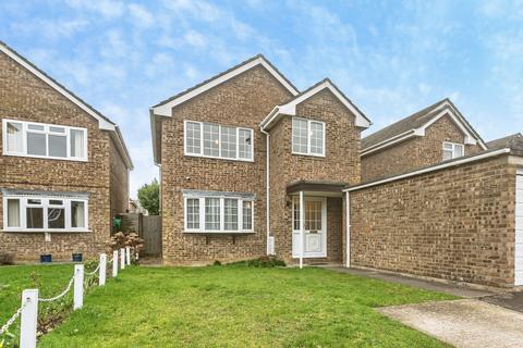 undefined, Ropley Close, TADLEY, Hampshire, RG26