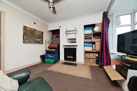 2 bedroom end of terrace house for sale, Dayton Road, HULL