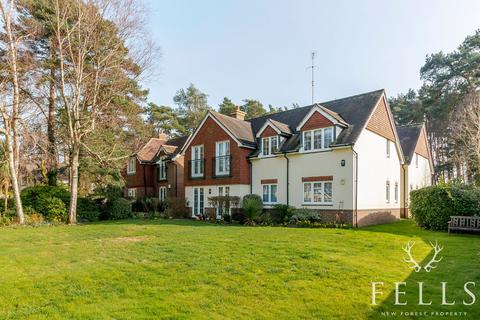2 bedroom apartment for sale, Lions Lane, Ringwood BH24