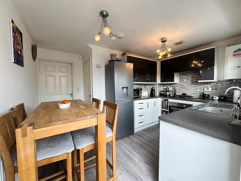 Kitchen dining room