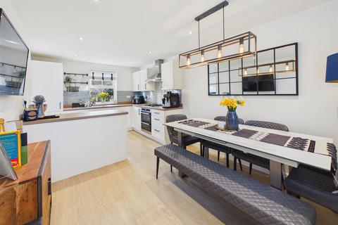 3 bedroom detached house for sale, Lawton Walk, Hessle