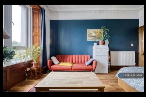 3 bedroom flat to rent, Dalry Road, Edinburgh, EH11