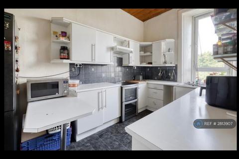3 bedroom flat to rent, Dalry Road, Edinburgh, EH11