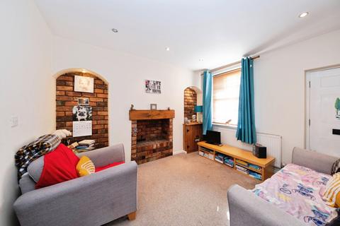 2 bedroom terraced house for sale, Station Street, Burton-on-Trent, Staffordshire, DE14