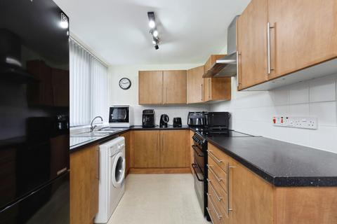 2 bedroom ground floor flat for sale, Park Road, Newcastle upon Tyne, NE4
