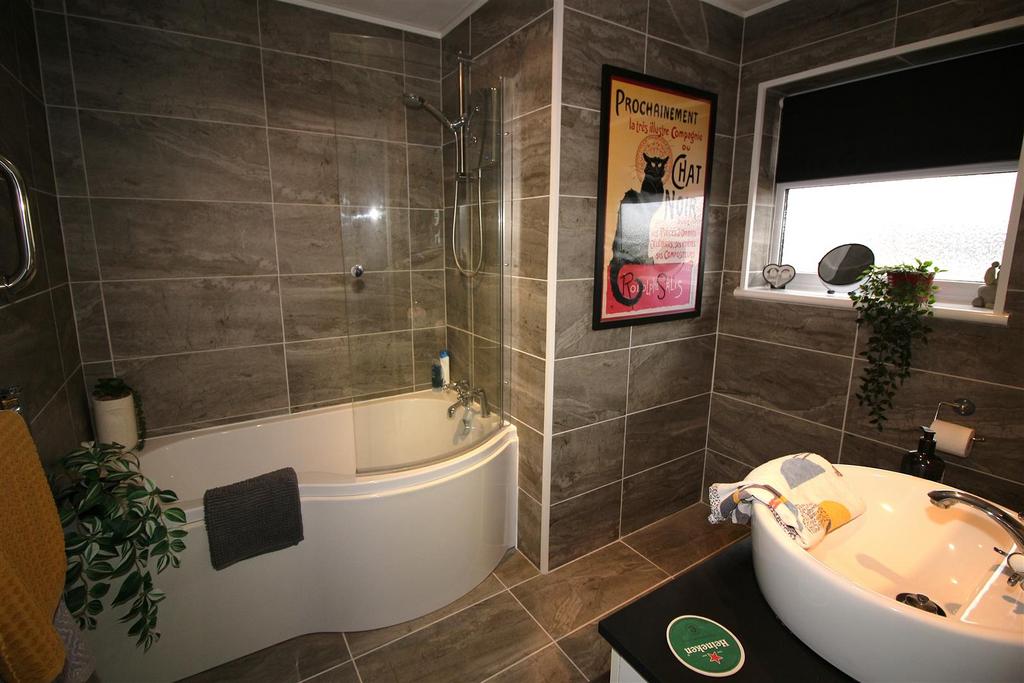 Family bathroom