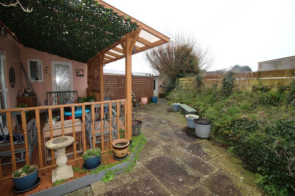 Side garden