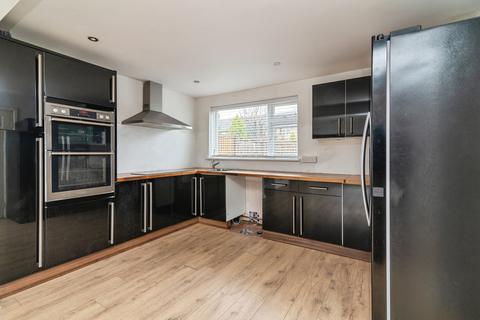 3 bedroom semi-detached house for sale, Avebury Close, Clifton, Nottingham, NG11