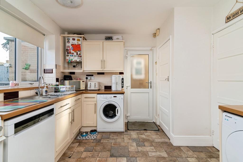 Fitted Kitchen
