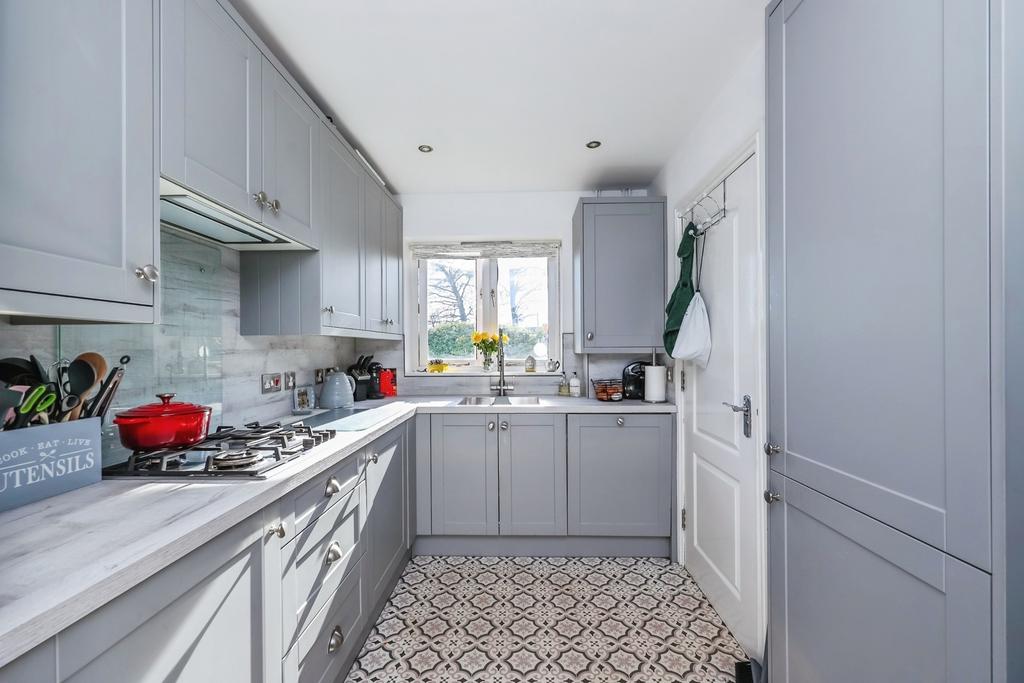 Fitted Kitchen