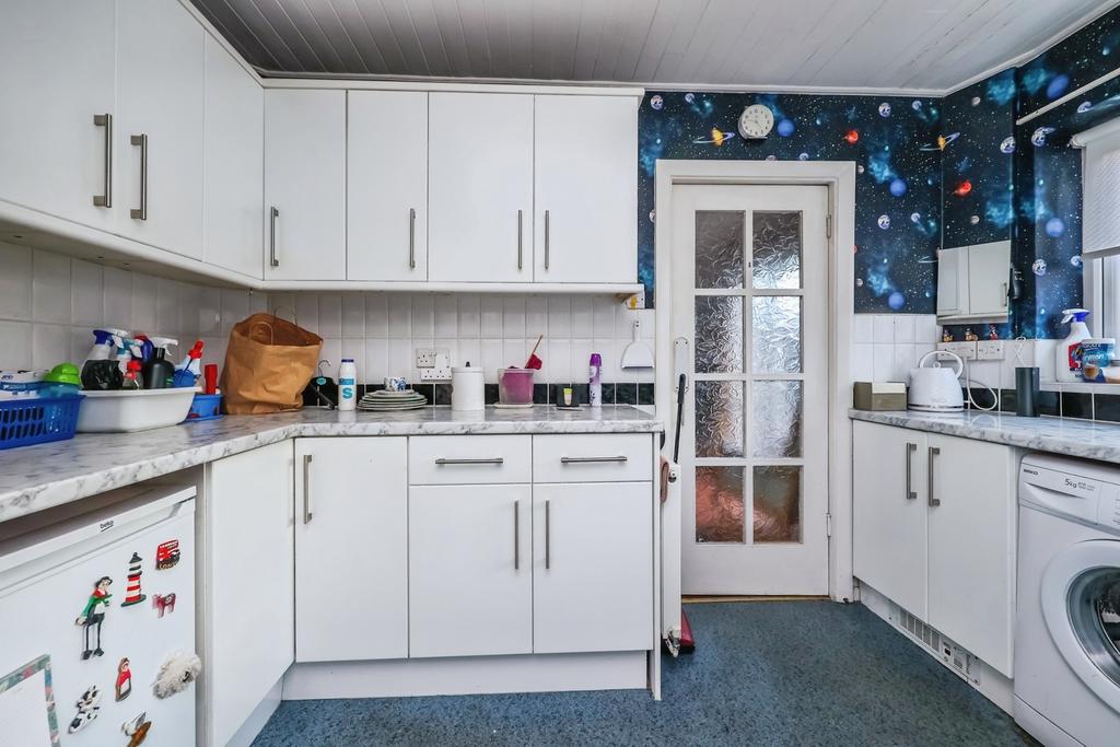 Fitted Kitchen