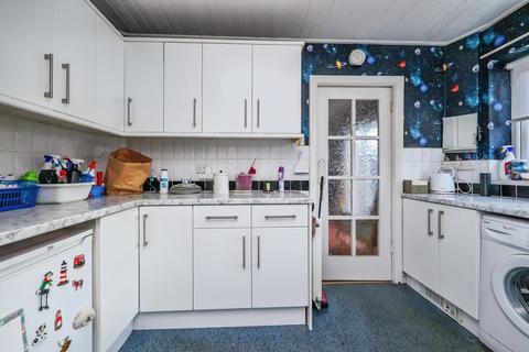 3 bedroom semi-detached house for sale, Barnfield, Wilford, Nottingham, NG11