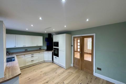 3 bedroom terraced house to rent, Addington Drive, Wallsend