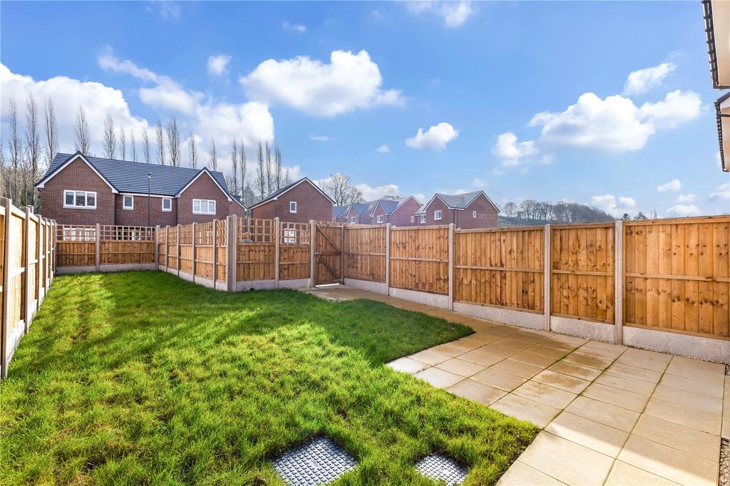 Plot 29