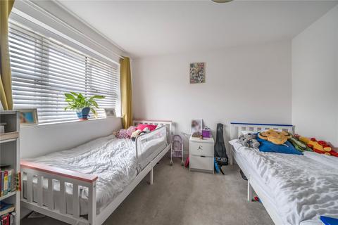undefined, Carter Court, Hook, Hampshire