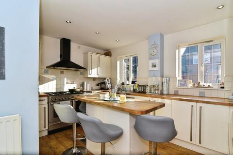 4 bedroom detached house for sale, Morton Gardens, Halfway, Sheffield, S20