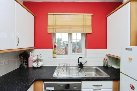 2 bedroom flat for sale, Kyle Close, SHEFFIELD, South Yorkshire, S21