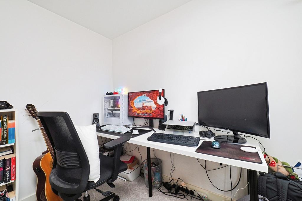 Pbox-IMG.jpg