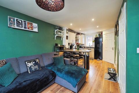 3 bedroom terraced house for sale, Turner Grove, Hucknall, Nottingham, Nottinghamshire, NG15