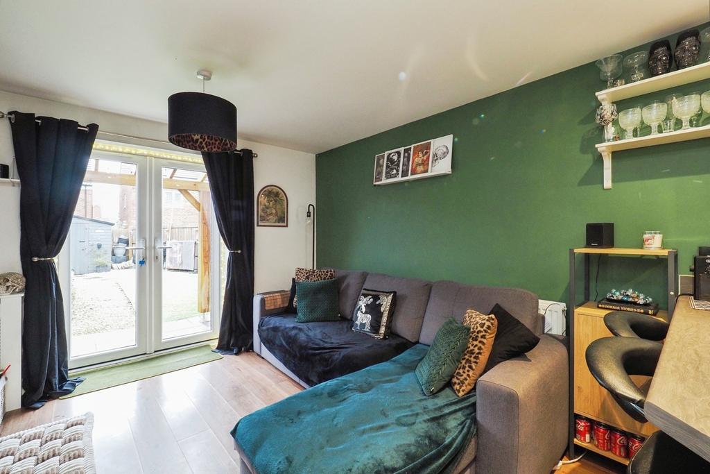 Pbox-IMG.jpg