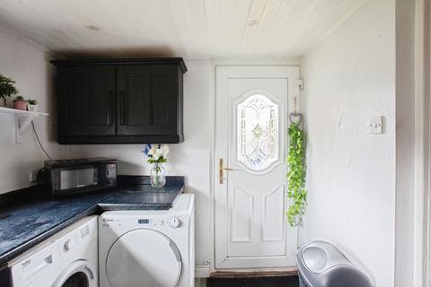 2 bedroom semi-detached house for sale, Willow Road, Doncaster, South Yorkshire, DN6