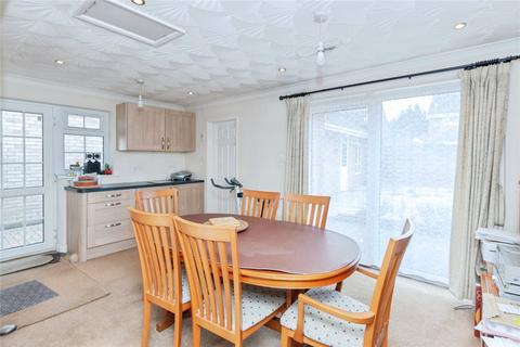undefined, Jacklin Drive, Leicester, Leicestershire, LE4
