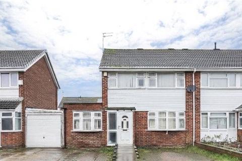 Broxburn Close, Leicester, Leicestershire, LE4