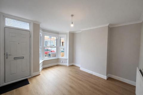 2 bedroom terraced house for sale, Queens Road, Peterborough