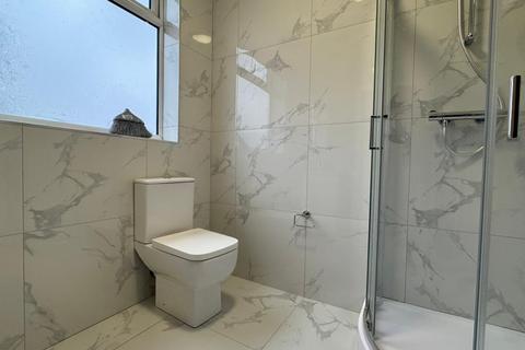 1 bedroom in a house share to rent, Room 2, The Broadway, Greenford, UB6