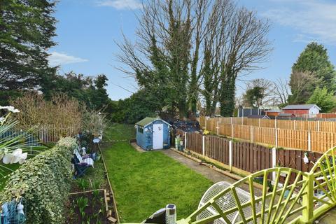 3 bedroom semi-detached house for sale, Handsworth Avenue, Sheffield, S9