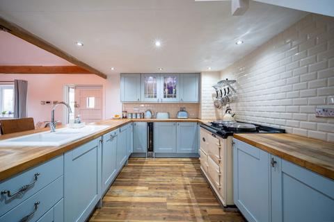 5 bedroom detached house for sale, Lynn Lane, Lichfield WS14