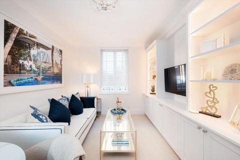 1 bedroom flat to rent, Carisbrooke Court, Weymouth Street, London W1G