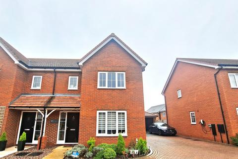 3 bedroom semi-detached house for sale, Banbury Drive, Hampton Water, Peterborough