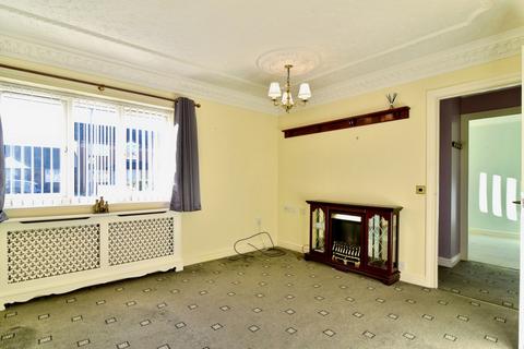 2 bedroom bungalow for sale, St. Albans Court, Wickersley, Rotherham, South Yorkshire, S66