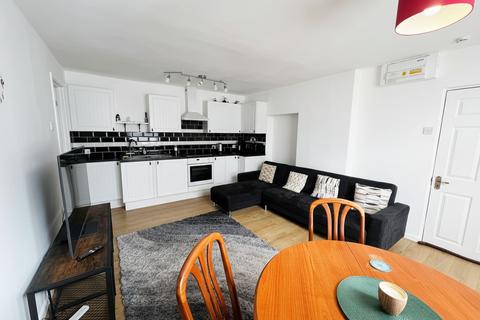 1 bedroom apartment to rent, Leamington Road, Stivichall Manor, CV3