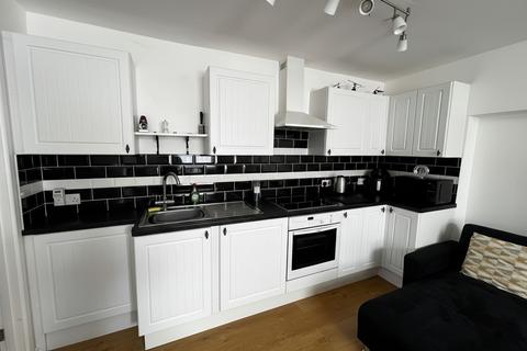 1 bedroom apartment to rent, Leamington Road, Stivichall Manor, CV3