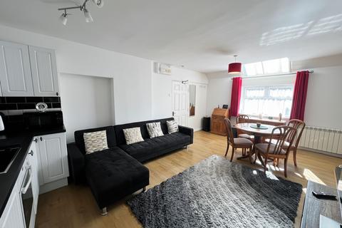 1 bedroom apartment to rent, Leamington Road, Stivichall Manor, CV3
