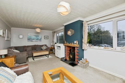 4 bedroom detached house for sale, Cotswold Close, Long Eaton, Nottinghamshire, NG10