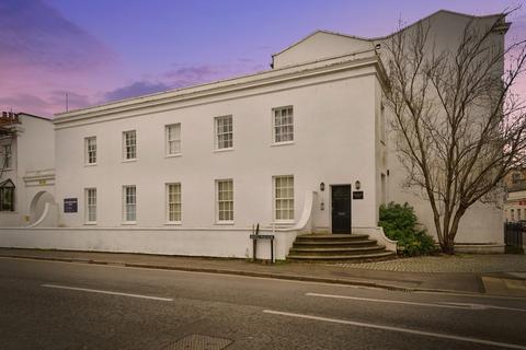 1 bedroom flat for sale, Bath Road, Cheltenham, Gloucestershire, GL53