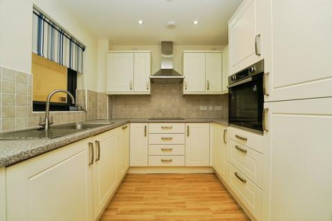 undefined, Gloucester Road, Cheltenham, Gloucestershire, GL51