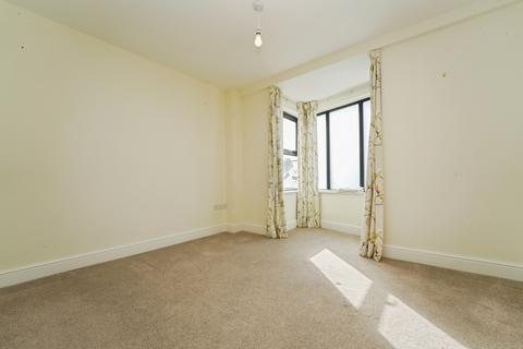 undefined, Gloucester Road, Cheltenham, Gloucestershire, GL51