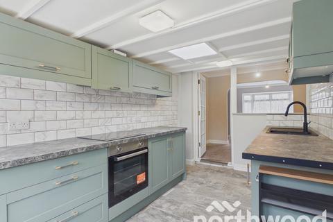 2 bedroom bungalow for sale, Bybrook Road, Kennington, Ashford, TN24
