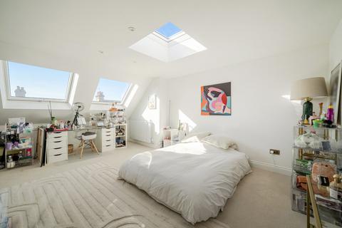 undefined, Aldershot Road, Queens Park, London, NW6