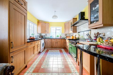 4 bedroom terraced house for sale, Aldershot Road, Queens Park, London, NW6
